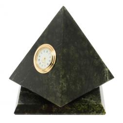 Настольные часы &amp;quot;Пирамида&amp;quot; 12,5х12,5х13,5 см вращающиеся камень змеевик