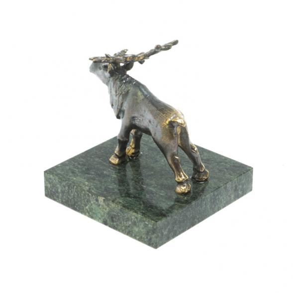 Статуэтка &amp;quot;Северный олень&amp;quot; из бронзы и змеевика 128264