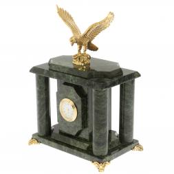 Часы "Орел" из шабровского змеевика