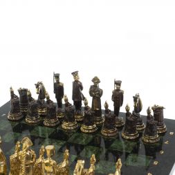 Подарочные шахматы &amp;quot;Деревенские&amp;quot; фигуры бронза, доска змеевик 40х40 см