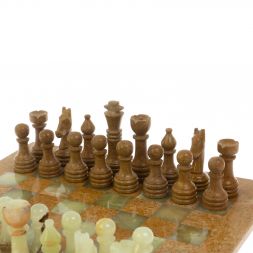 Шахматы "Статус" доска 30х30 см ракушечник оникс