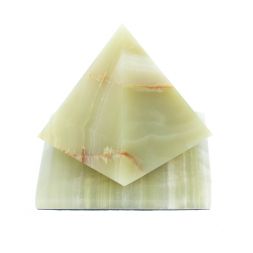 Пирамида вращающая из оникса 9,5х9,5х9,5 см