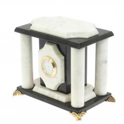 Часы из мрамора 17х12х17 см
