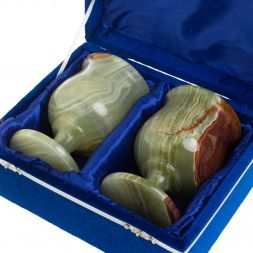 Набор фужеров для мартини из оникса в футляре 8,5х8,5х13 см (3,5х5,5)