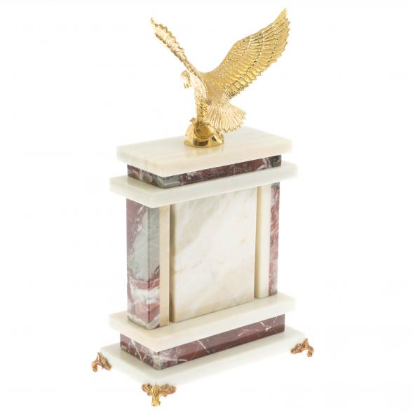 Часы &amp;quot;Орел&amp;quot; из мрамора и креноида 129869