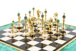 Подарочные шахматы "Царские" камень малахит Златоуст