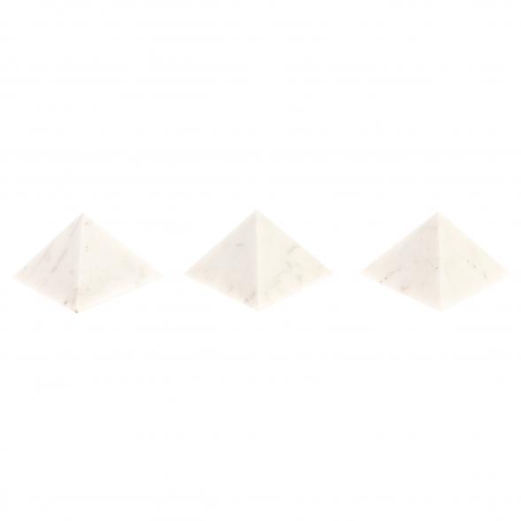 Пирамида из белого мрамора 11,5х11,5х8,5 см 126397