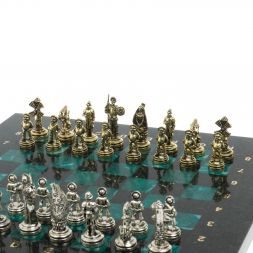 Шахматы "Дон Кихот" доска 28х28 см из змеевика