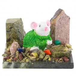 Сувенир &amp;quot;Мышка в зеленом свитере&amp;quot; змеевик самоцветы