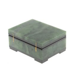 Шкатулка из нефрита 10х7,5х5 см
