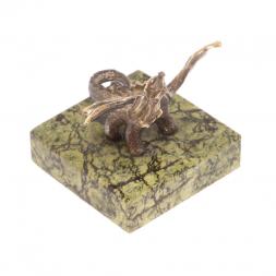 Статуэтка из бронзы &amp;quot;Дракончик&amp;quot; на подставке из змеевика