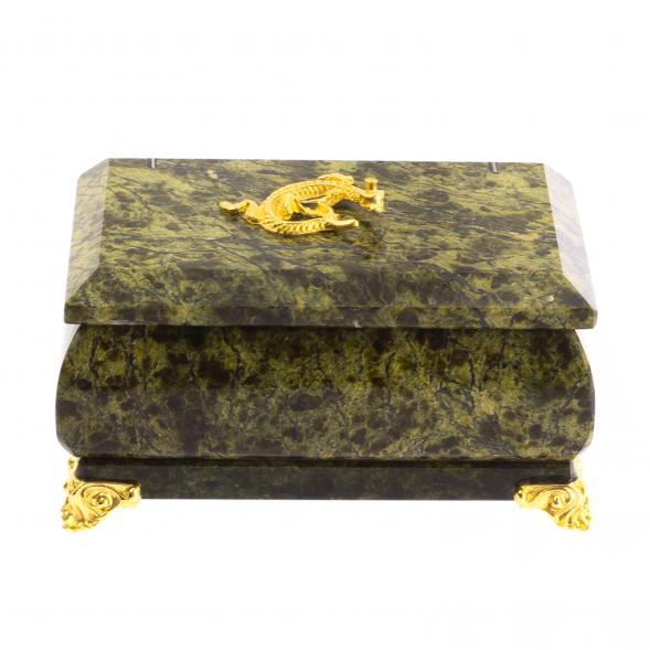 Шкатулка из змеевика &amp;quot;Ларец&amp;quot; на ножках 10,5х6х6 см 124912