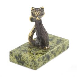 Статуэтка из бронзы на подставке из змеевика "Кошка"