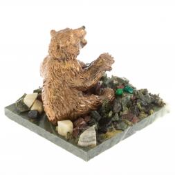 Сувенир "Медведь, играющий на пне" змеевик