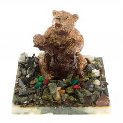 Сувенир "Медведь, играющий на пне" змеевик