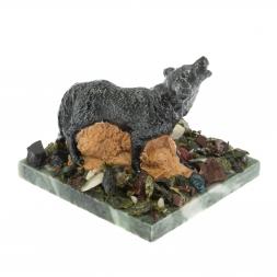 Сувенир "Воющий волк" на змеевике