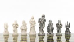 Подарочные шахматы "Средневековье" камень змеевик 40х40 см