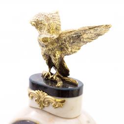 Часы "Кречет" из мрамора и лабрадорита