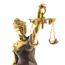 Каминные часы из яшмы и долерита "Фемида"