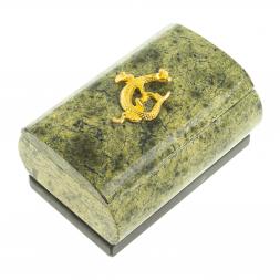 Шкатулка овальная из змеевика "Ящерица" 9х6,5х6 см