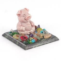 Сувенир из мрамолита "Поросенок сидит"