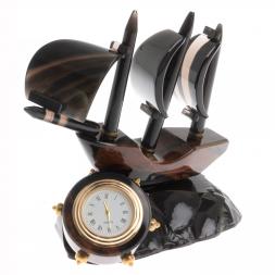 Настольные часы "Парусник" коричневый обсидиан