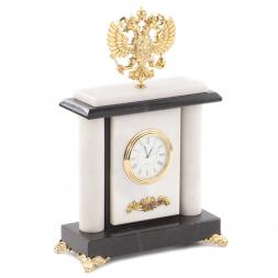 Часы из мрамора "Герб"