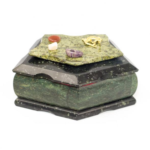 Шкатулка &amp;quot;Корона&amp;quot; большая змеевик 17x11x8 см 112042