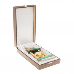 Часы из малахита &amp;quot;Салават Юлаев&amp;quot; Златоуст