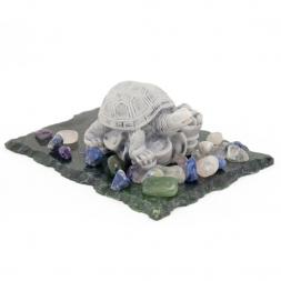 Сувенир из мрамолита "Черепаха на монетах"