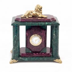 Часы из змеевика и бронзы &amp;quot;Лев&amp;quot;