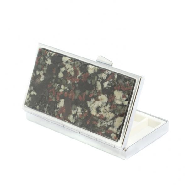 Таблетница на 7 отделений камень эвдиалит серебристая 127356