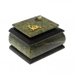 Шкатулка из баженовского змеевика 12х9,5х7 см