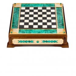 Шахматы из малахита