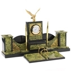 Письменные наборы из змеевика